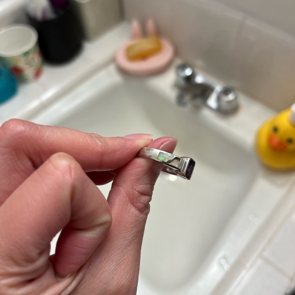 Silver Ring with Purple Stone - Picture 3 of 6